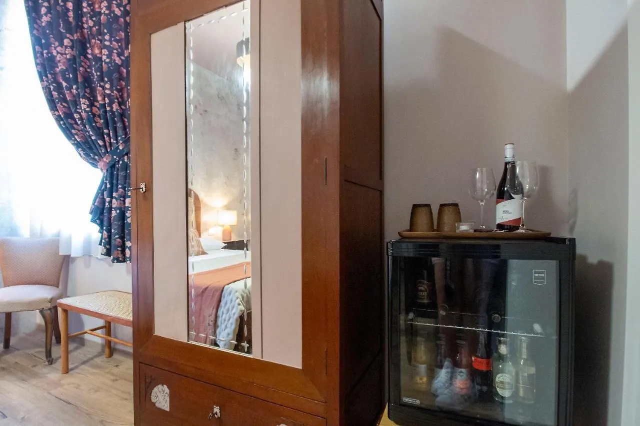 Epimoni B&B Catania Bed & Breakfast